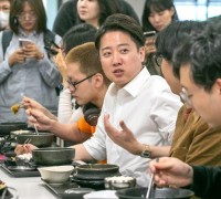 이준석 "김문수, 양두구육 후보…계엄 잘못됐다면 사퇴가 마땅"